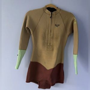 Roxy long sleeve shorty suit. Designed by Kassia Meador